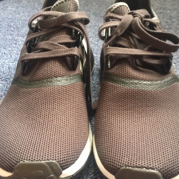 NMD R1 - Picture 2 of 3